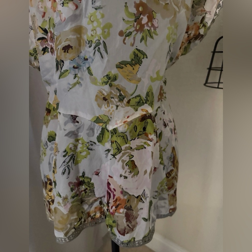 Johnny Was Silk Boho Floral Tunic Top S Crochet Lace V Neck Blouse - Picture 9 of 10
